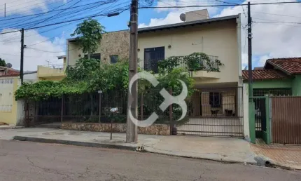 Sobrado com 6 dormitórios à venda, 364 m² por R$ 700.000,00 - Portal de Versalhes 2 - Londrina/PR