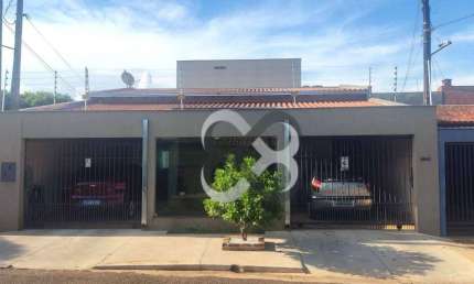 Casa com 3 dormitórios à venda, 150 m² por R$ 550.000,00 - Conjunto Habitacional Santiago II - Londrina/PR