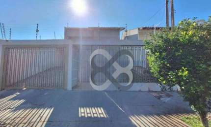 Sobrado com 3 dormitórios à venda, 189 m² por R$ 750.000,00 - Coroados - Londrina/PR
