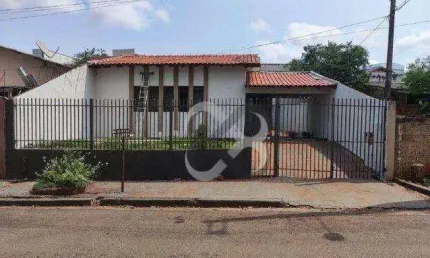 Casa com 3 dormitórios à venda, 154 m² por R$ 300.000 - Parque Residencial Piza - Londrina/PR