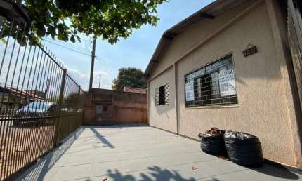 Casa com 3 dormitórios à venda, 133 m² por R$ 280.000,00 - Helena - Londrina/PR