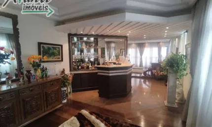 Apartamento Alto Padrão à Venda na Ponta da Praia em Santos