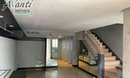 Casa comercial para locação no bairro Gonzaga - Santos/SP