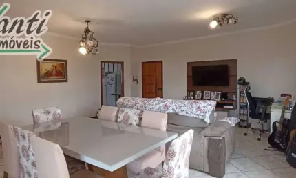 Apartamento à Venda na Ponta da Praia – 3 Quartos, 3 Banheiros e 1 Vaga