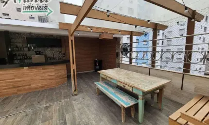Casa Duplex para locação  a 2 Quadras da Praia em Santos | Reformada e Moderna