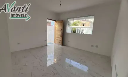 Casa Sobreposta Baixa Nova no Marapé à venda – 3 Quartos e Quintal