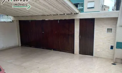 Sobrado  Alto Padrão de 3 Quartos no Boqueirão, Santos | Avanti Imóveis