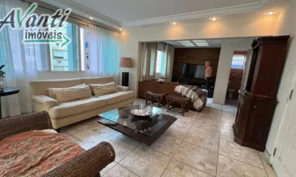 Apartamento com 4 quartos, quadra da praia, Ponta da Praia em Santos - SP