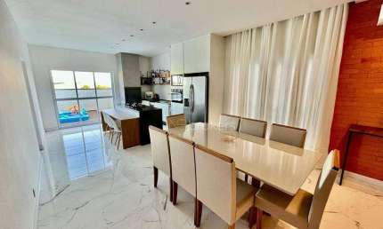 Casa com 3 dormitórios à venda, 150 m² por R$ 1.050.000,00 - Jardim Carvalho - Ponta Grossa/PR