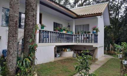 REFÚGIO NATURAL EM MANDIRITUBA: CHÁCARA COM 3.700m²