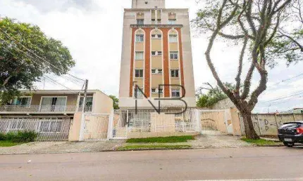 COMPACTO NO EDIFÍCIO QUEBEC: CONVENIÊNCIA E ACESSIBILIDADE EM CURITIBA