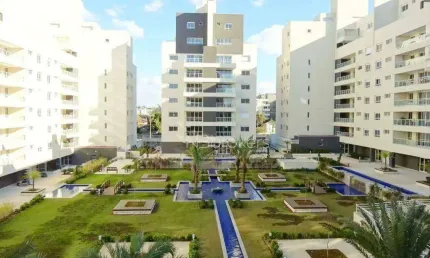Apartamento com 4 quartos à venda na Rua José Cadilhe, 804, Água Verde, Curitiba