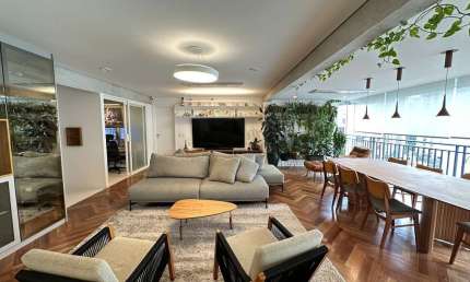 Venda de Apartamento de Luxo na Vila Suzana, São Paulo-SP: 3 Quartos, 3 Suítes, 2 Banheiros, 4 Vagas de Garagem, 178m².