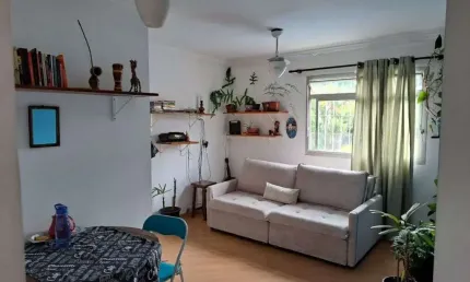 Apartamento para Venda ou Locação em São Paulo-SP no Jardim Bom Refúgio: 2 Quartos, 1 Banheiro, 1 Vaga, 50m²!