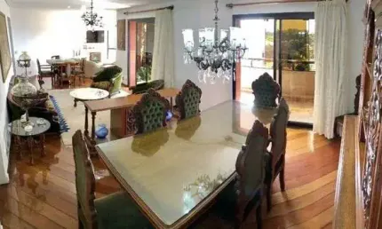 Venda de luxuoso apartamento com 4 quartos e 4 suítes no Jardim Vitória Régia, São Paulo-SP: 7 salas, 6 banheiros e 4 vagas de garagem!