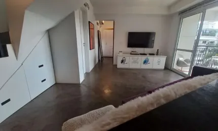 Cobertura à venda em São Paulo-SP, bairro Jardim Leonor: 1 quarto, 1 suíte, 3 salas, 2 banheiros, 2 vagas, 111m². Imperdível!