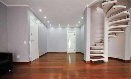 Cobertura de luxo na Vila Andrade: 4 quartos, 3 suítes, 5 salas, 6 banheiros, 3 vagas, 256m² - São Paulo-SP!