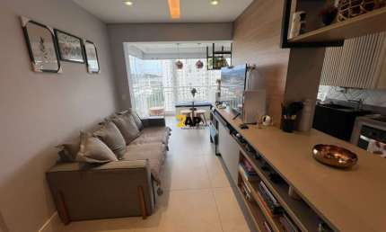 Aluguel de Apartamento de 2 Quartos na Vila Anastácio, São Paulo - 62m², 1 suíte e 2 vagas de garagem!