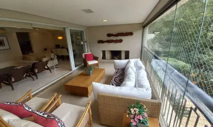 Apartamento de luxo com 3 suítes e 4 vagas na Vila Andrade, São Paulo - SP: confira essa oportunidade!