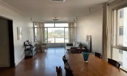 Apartamento com 4 quartos e 182m² à venda no Brooklin, São Paulo - Cidade Monções.