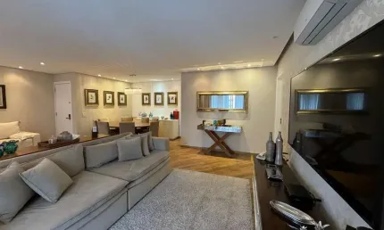 Apartamento com 3 quartos sendo 1  suítes  na melhor localização do morumb