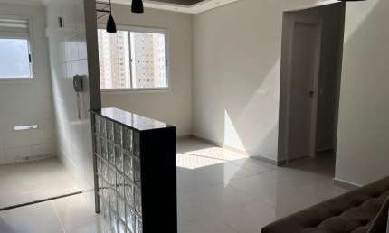 Apartamento à venda em Barueri-SP, Vila São João: 2 quartos, 1 banheiro, 1 vaga, 51m² de área. Aproveite!