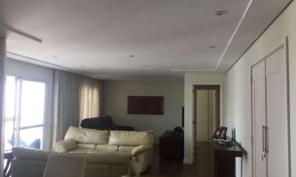 Impecável apartamento de 3 quartos e 2 suítes na Vila Andrade, São Paulo-SP: 163m², 5 banheiros e 3 vagas de garagem!