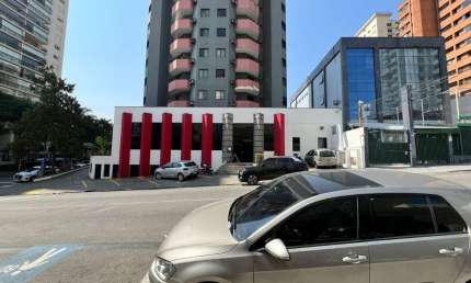 Oportunidade Imperdível no Campo Belo - Ponto Comercial para Venda ou Aluguel!