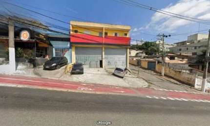 Loca comercial com 220m² para aluguel no Jardim São Luís
