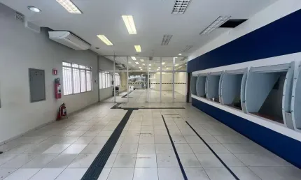 Ponto comercial para alugar na Avenida Vereador José Diniz, 00, Campo Belo, São Paulo