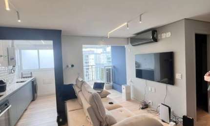 Apartamento à venda em Santo Amaro, São Paulo-SP: 2 quartos, 1 suíte, 2 banheiros, 2 vagas, 66m².