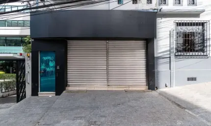 Ponto Comercial/Loja/Box para Aluguel em Cerqueira Cesar