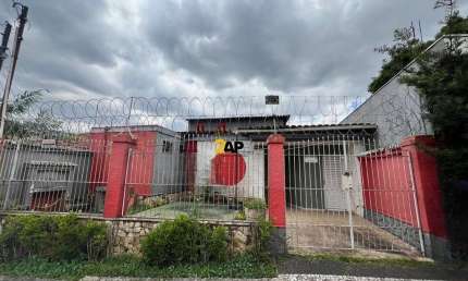 Casa comercial para venda ou locação em Santo Amaro - Largo 13 de maio.