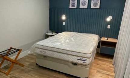 Studio moderno em condomínio de luxo em São Paulo-SP, no Jardim das Acácias: 1 quarto, 1 banheiro, 28m². Venha conferir!