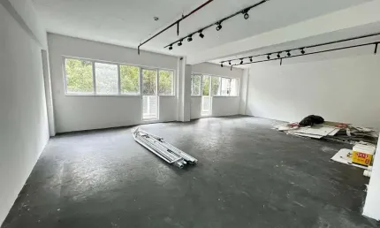 Sala à venda ns Vila Andrade ao lado do Shopping Jardim Sul