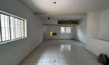 Casa comercial com 5 salas para venda ou locação em Moema