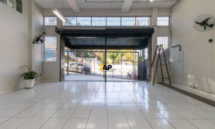 Salão Comercial para Locação no Jabaquara, São Paulo-SP: 1 Banheiro, 3 Vagas de Garagem, 170m² de Área.
