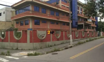 Prédio com 6 salas para alugar na Avenida Pirajussara, 1495, Instituto de Previdência, São Paulo
