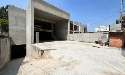 Prédio para alugar na Rua Doutor José Gustavo Bush, 248, Panamby, São Paulo