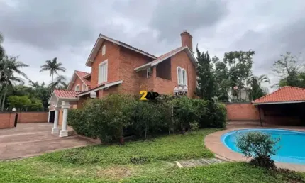 Casa de alto padrão à venda no Jardim América - Jardins: 8 quartos, 5 suítes, 5 salas, 8 banheiros, 20 vagas, 600m².