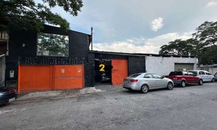 Galpão a Venda com 240m2 por R$ 750.000,00 - Vila Dalva / Rio Pequeno - São Paulo/SP