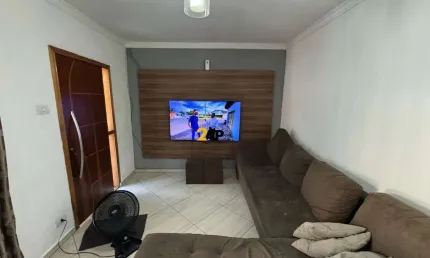 Casa à venda em São Paulo-SP: 2 quartos, 1 sala, 5 vagas de garagem! Aproveite essa oportunidade única!