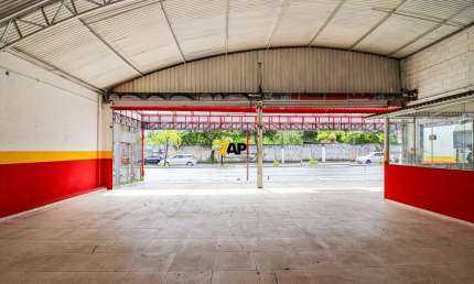 Galpão Comercial para Locação em Santo Amaro - São Paulo-SP  1 Sala, 1 Banheiro, 6 Vagas de Garagem, 280m² de Área