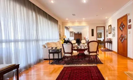 Apartamento a venda na vila suzana com 3 dormitórios, 4 vagas de garagem, deposito privativo, varanda com churrasqueira, com 226m² .