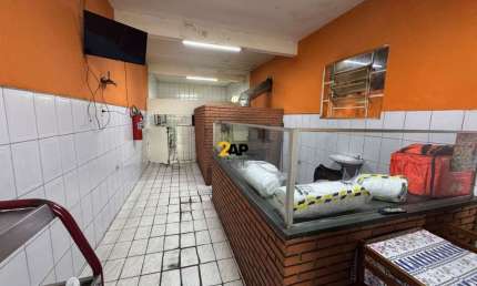 Casa Comercial à Venda em Embu das Artes-SP: 3 Quartos, 3 Salas, 5 Banheiros, 2 Vagas de Garagem - 300m² - Investimento Imperdível!