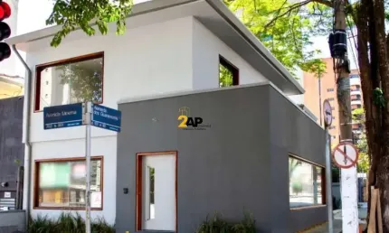 Imóvel Comercial para Aluguel em Moema: 3 Banheiros, 2 Vagas e 190m² de Área em São Paulo-SP