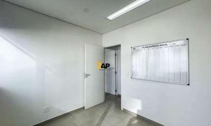 Sala Comercial para Locação na Vila Andrade, São Paulo-SP: 1 sala, 1 vaga de garagem, 35m² de área.