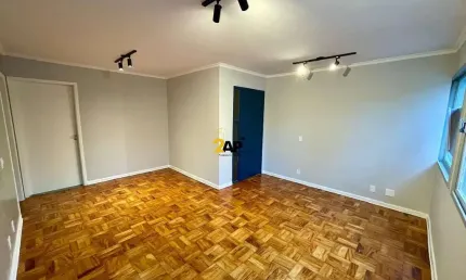 Apartamento à venda na Vila Olímpia, São Paulo-SP: 3 quartos, 1 sala, 1 banheiro, 1 vaga de garagem, 85m². Venha conferir!