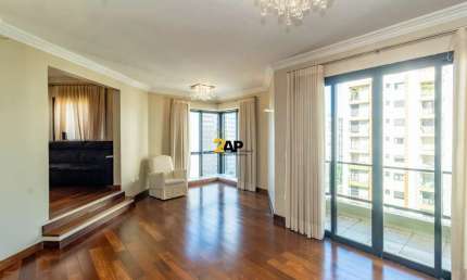 Apartamento á venda 176m² com 3 quartos, sendo 2 suítes e 3 vagas em Indianópolis.