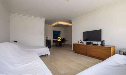 Apartamento à venda em Pinheiros, São Paulo-SP: 3 quartos, 1 suíte, 2 salas, 3 banheiros, 1 vaga de garagem, 138m²